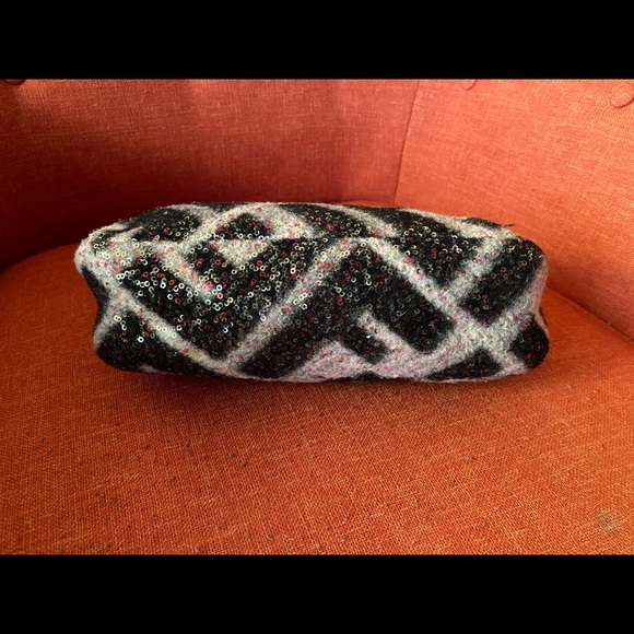 Fendi bag - Picture 4 of 16